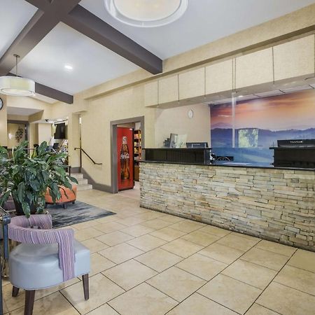 Best Western Asheville-Blue Ridge Parkway Esterno foto